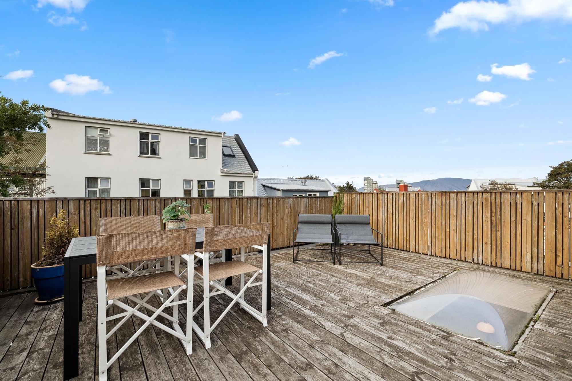 Massive Villa In Downtown Reykjavik With A Sauna 外观 照片